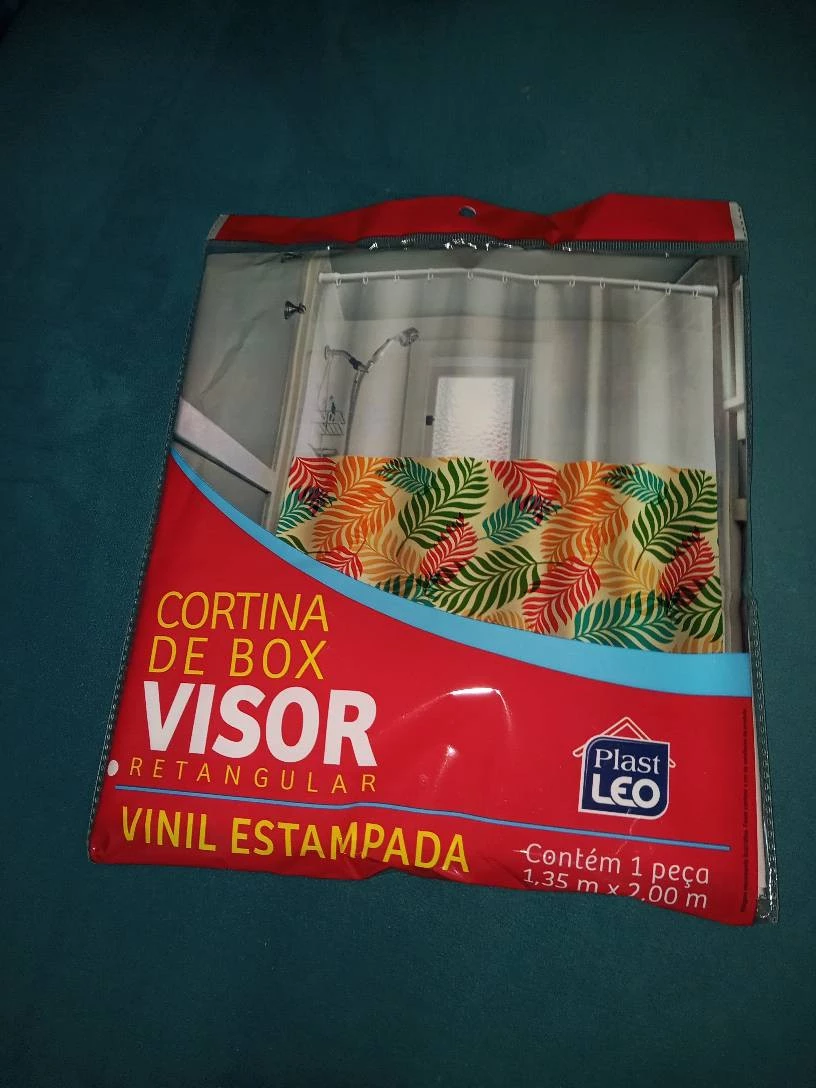 Cortina de Box Vinil Visor Retangular Liso 1,35 mts X 2,00 mts Sortidas