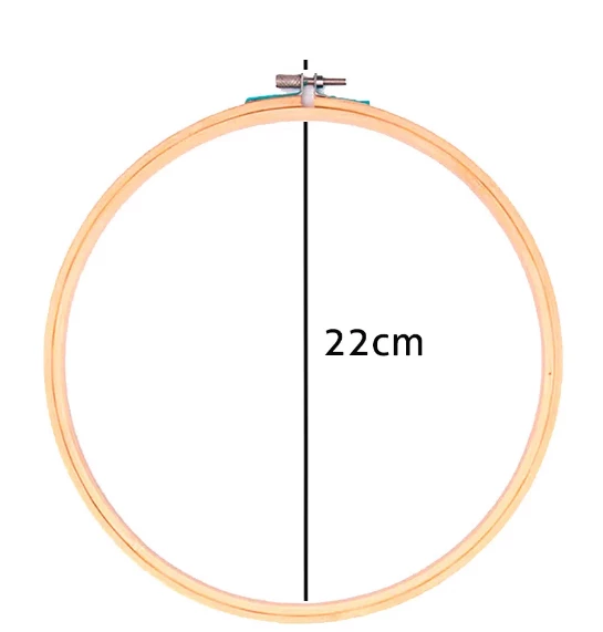 Bastidor de Madeira para Bordado com Tarracha 23 cm Luli