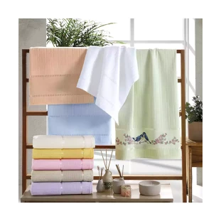 Toalha de Banho Velour para Bordar Bella Liso Dohler